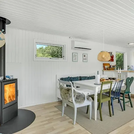 In Sjaellands Odde With Kitchen * Yderby
