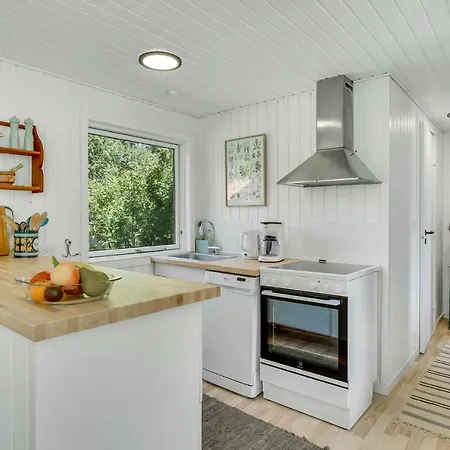 3 Bedroom Cozy In Sjaellands Odde Nyaraló *